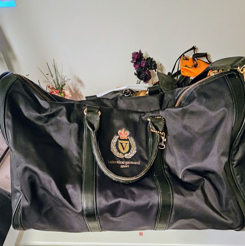 Valentino Garavani sport bag.  Excellent condition. 11x9x7